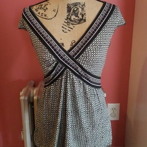 Max studio top size M